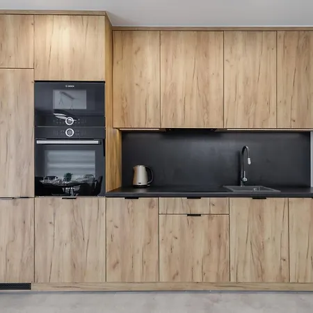 Port Towarowa 17 Z Garazem By Jantar * Колобжег